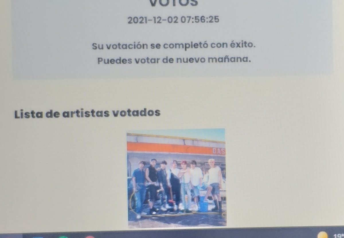 Huhaki3's tweet photo. Es necesario que no olviden dejar su voto diariamente en los MAMA, se esta rogando que voten de varias cuentas porque la diferente de porcentajes no es mucha, por favor, solo quedan 6 días.
"2021 MAMA(Mnet ASIAN MUSIC AWARDS) | Mwave"⤵️
 https://t.co/gM76HP4atm https://t.co/NvRYUInMzW