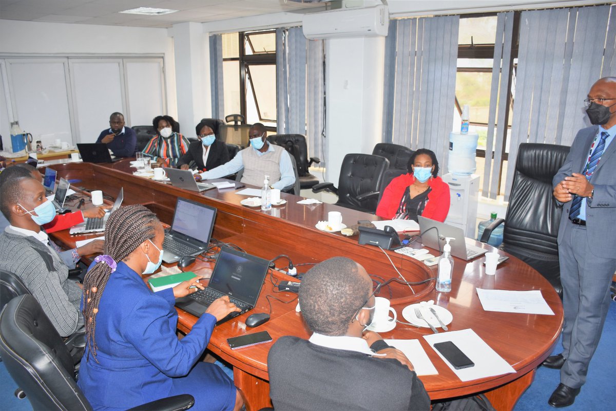 KenTrade_G2B's tweet photo. The meeting was led by @KenTrade_G2B's Trade Facilitation &amp; Value Add Service manager @NgumiBilly
 &amp; @KephisKe's Head of Phytosanitary Services Ms. Hellen Mwarey.@TradeMarkEastA was represented by Joseph Kangola.16 state agencies (PGAs) have been integrated &amp; are now live on TFP https://t.co/2521E89p87