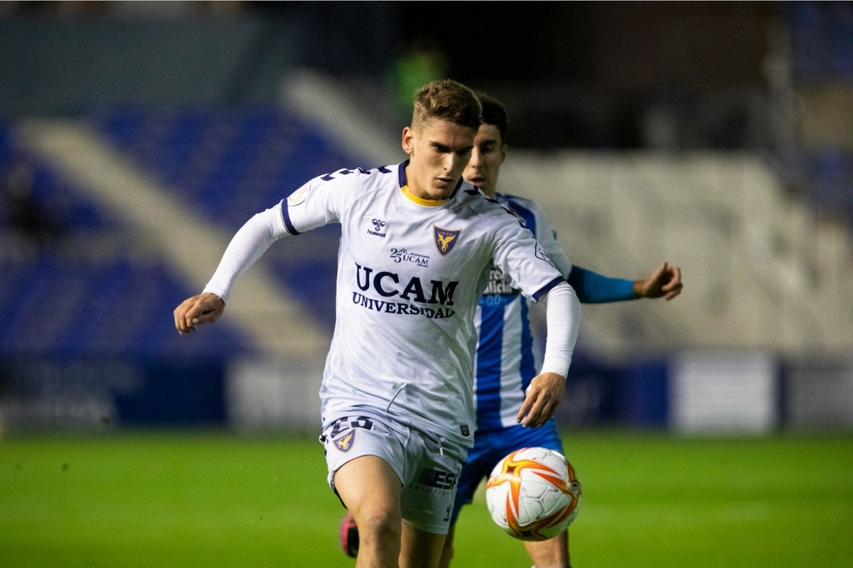 ⭐MVP Copa del Rey⭐

Y el MVP de la #CopaDelRey es... 🥁🥁🥁 Josema. ¡Enhorabuena! 👏🏼👏🏼👏🏼

#MVPUCAMAficion