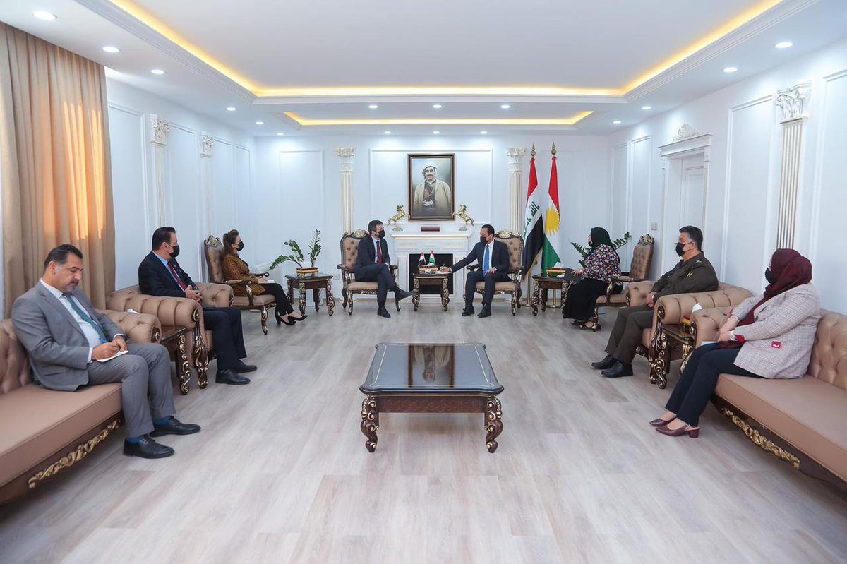 CZBaghdad's tweet photo. Our Ambassador Mr. Petr Štěpánek discussing matters of mutual interests for both the #Czech_Republic and #KRG with Mr. Omed Khoshnaw, governor of #Erbil. https://t.co/nnIrdKt25x