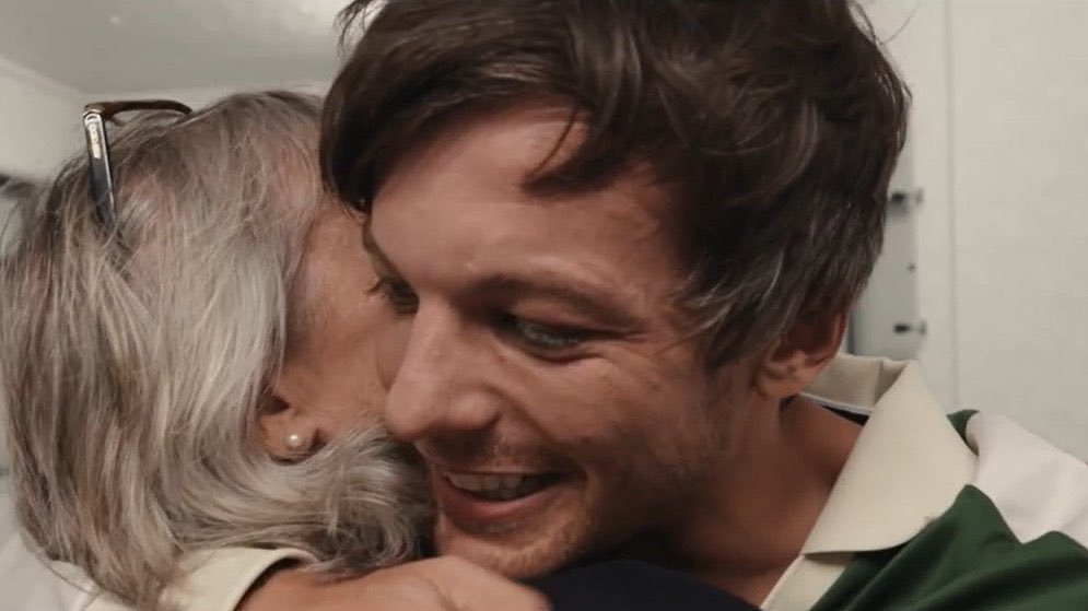 LOUISARCHlVE's tweet photo. https://t.co/0I8RODjUHh