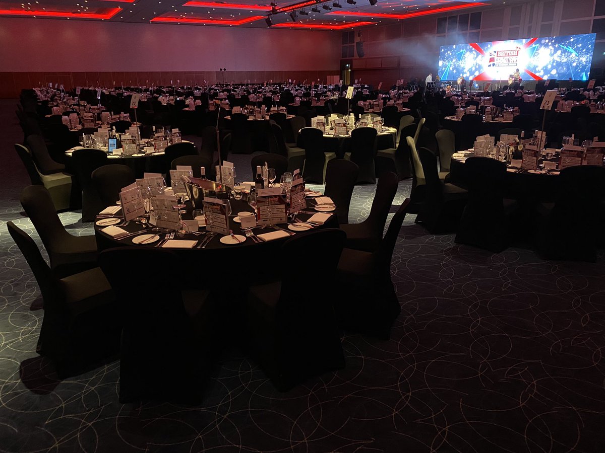 exforcesawards's tweet photo. The scene is set. The spectacular @InterConTheO2 ballroom awaits 1,000 business and military leaders for the world’s leading celebration of veterans in second careers #exforcesawards https://t.co/c80ERiK44i