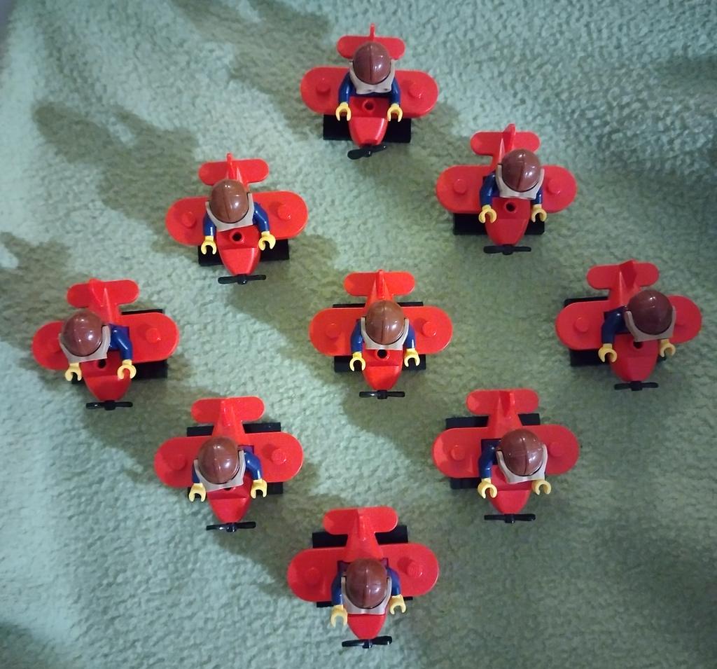 pea67uk's tweet photo. @rafredarrows I finally got the full team up in the skies
Lego reds diamond 9 above the fields of EYorks 
but dressed as blues and all female pilots. 
Just need a red10 
#redarrows https://t.co/NRUJNG7y6C