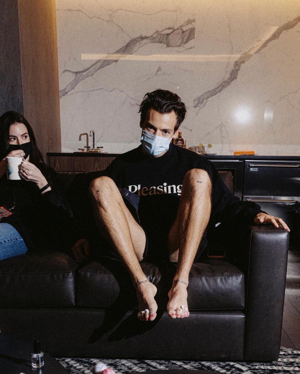 Harry photographed for <a href="/Pleasing/">Pleasing</a>!