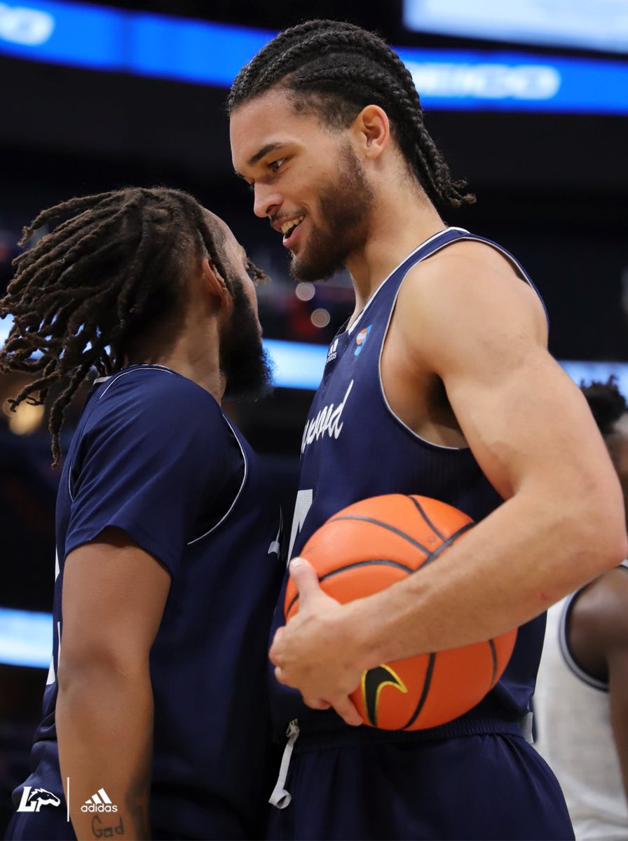 LongwoodMBB's tweet photo. 𝗣𝗼𝘂𝗿𝗶𝗻𝗴 𝗶𝗻𝘁𝗼 𝘁𝗵𝗲 𝗿𝗼𝗼𝘁. 

#OnTheRise https://t.co/tl4NiUL46r