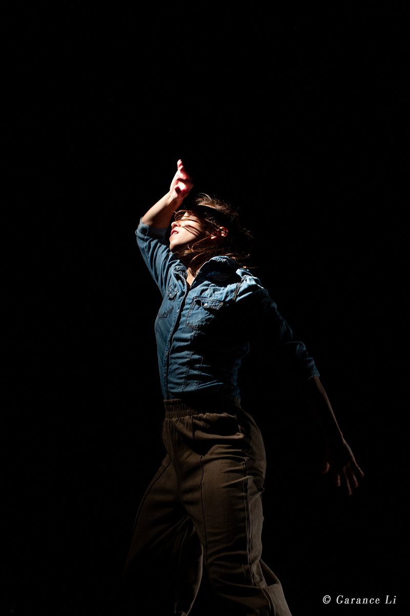 DTOURILLON's tweet photo. Compagnie du Tourillon
2021 : 5 dates malgré le Covid, merci d’être venus.
2022 : Nouvelles dates, nouvelle création…Vite !
📷 Garance Li
#femmes #filles #danse #chorégraphie #compagnie #compagniedanse #dansecontemporaine #solo #spectacle  #auvergnerhonealpes #onlylyon #lyon https://t.co/mjH55gBxLo