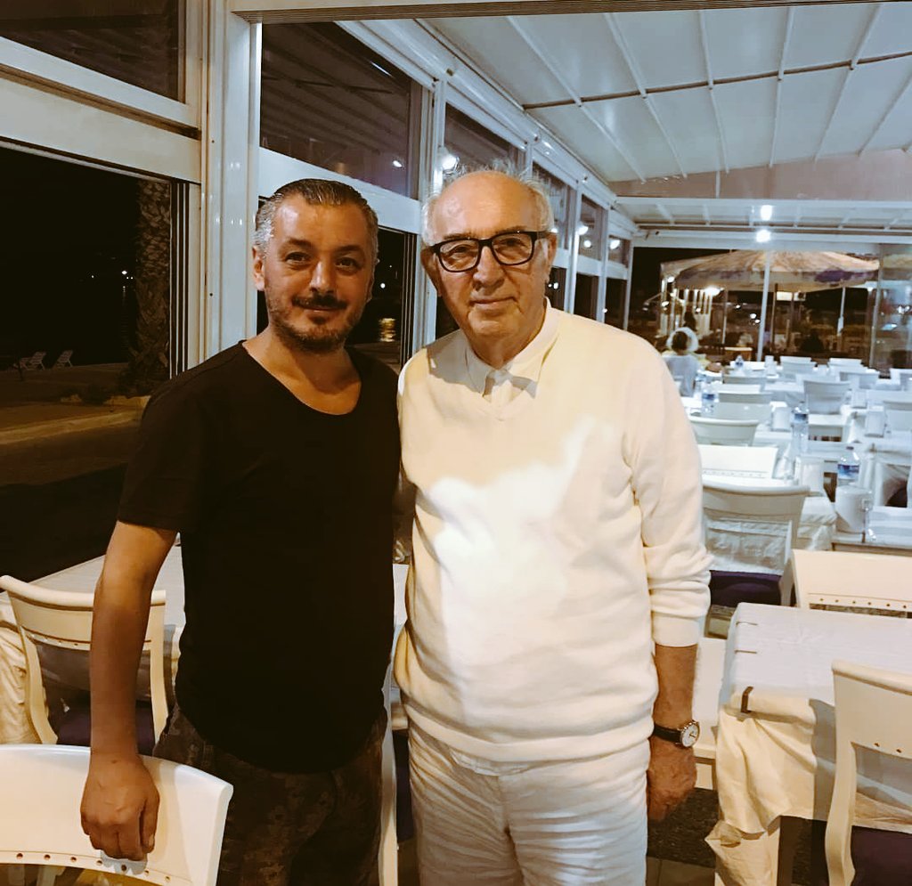 Babucdidim's tweet photo. Semtim eski #pasali #canbaba #istakozcucanbaba #cesme Güzel adamdır #TBT #cesmecanbaba https://t.co/5bt50szZcH