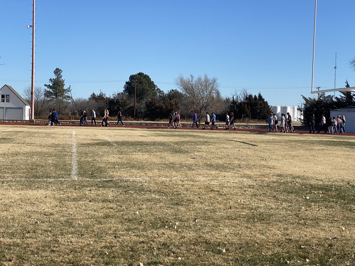 USD482Dighton's tweet photo. What a great day for a walk before MAP Testing! https://t.co/dRuPUcaeaj