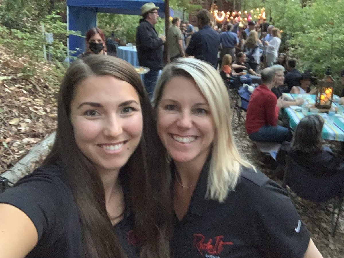 RockIt_Events's tweet photo. Happy Throwback Thursday, Rockstars! 💁🏼‍♀️

Check out some of our favorite team memories in this fun photo carousel. 📸 We can’t wait to start making memories with the team again! 

 #throwbackthursday #TBT #memories #teambonding #liveevents #rockitevents #planitrockitrepeat https://t.co/KfoBITeBCs