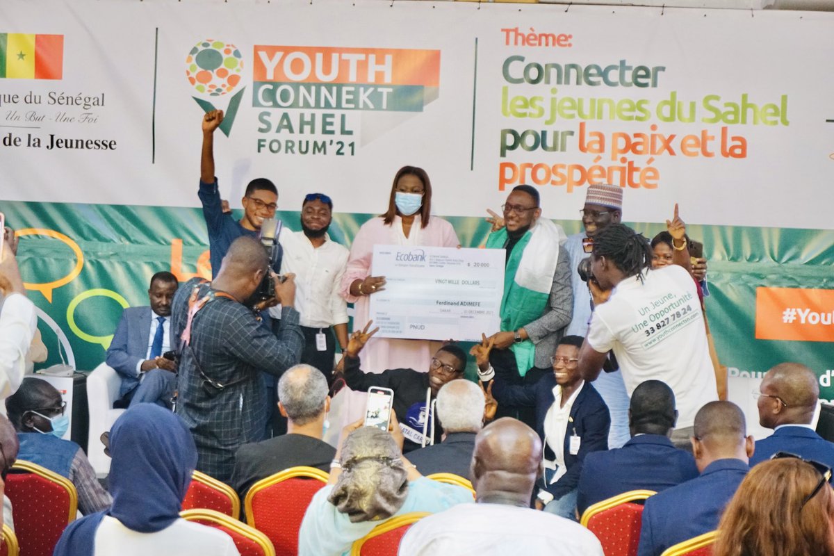 nenefatoumatall's tweet photo. Après l’Assemblée Nationale ce matin, j'ai eu l'honneur de présider cet après-midi au King Fadh Palace, la clôture du forum YOUTH CONNEKT SAHEL. @Macky_Sall @PR_Senegal @VisionduMacky 
https://t.co/33KnDliY4u https://t.co/EQdRJI59lG