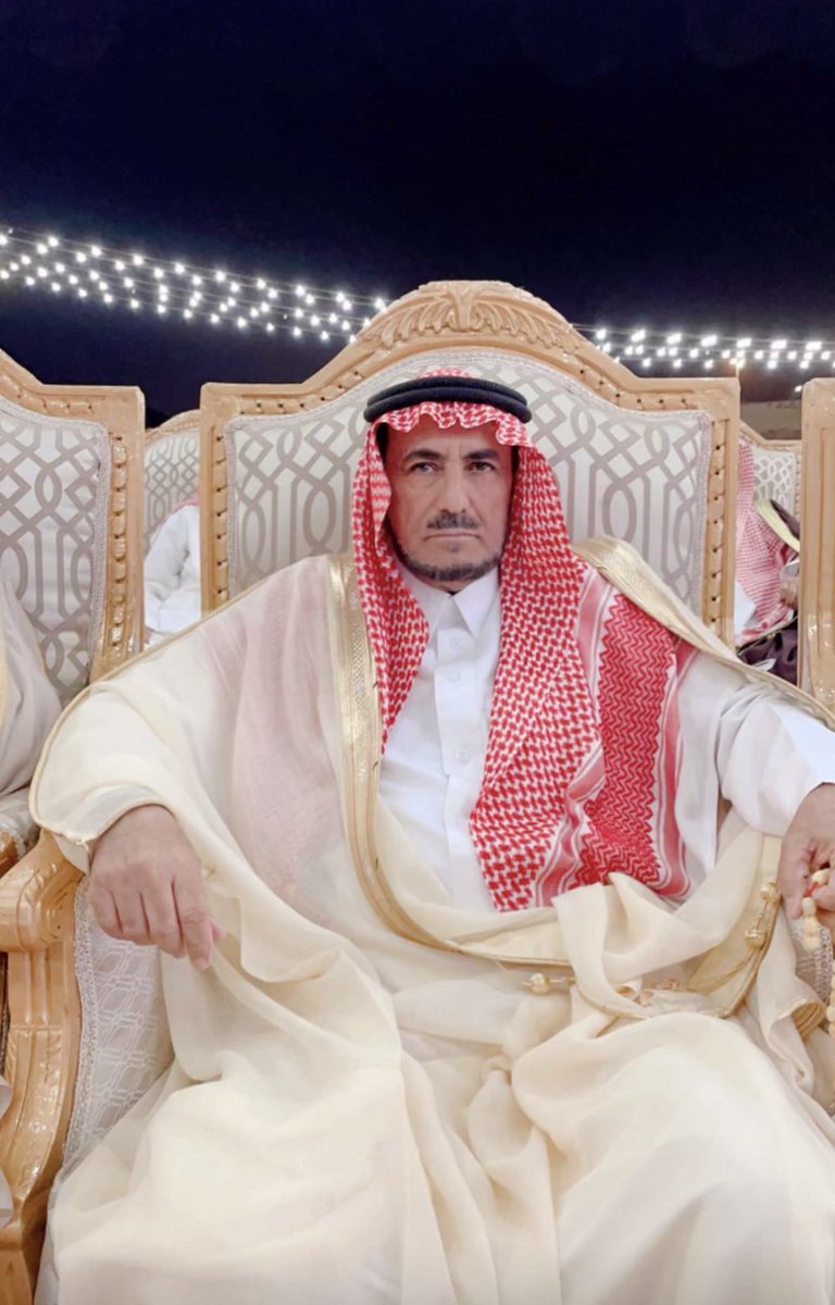 الاب كالعمر لايتكرر مرتين حفظك الله واطال في عمرك