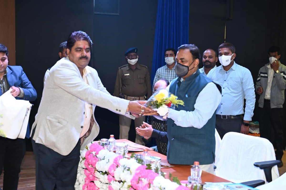 Today in Patna <a href="/BiharCsc/">CSC Bihar</a> celebrated #AzadiKaAmritMahotsav in Patna at this event all CSC VLEs across all Districts participated .This event is inaugurated by Honourable Labour Minister Jeevesh Mishra.