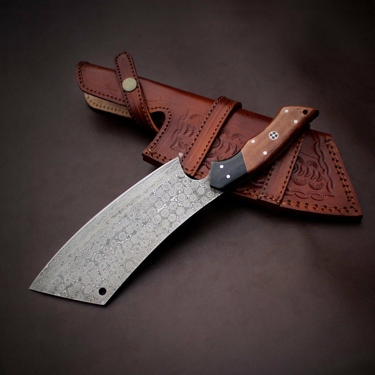 EdgeXSharpStore's tweet photo. Handmade Chef Cleaver Knife made with Beautiful Raindrop Damascus Steel very Sharp and Durable 🔥 ❤️ 💯 
🕒 20% OFF Till 4th December 
🔥 Grab Here : https://t.co/E8iIhyZMEY
🎁 Unique Christmas Gift

#ChefKnife #CustomKnives #DamascusSteel #HandmadeKnife #damascusSteel https://t.co/rvR6Vmu1yp