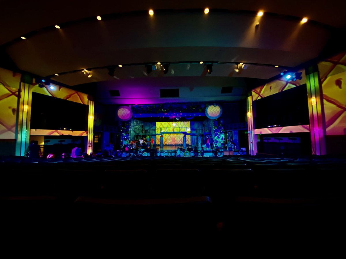 🎼Hello sky, hello flowers… Hello Bikini Bottom!!! 🍍🐟☀️

We’re ONE WEEK away from opening night, aka the Best Day Ever! Order your tickets now at bit.ly/CSTticket. Hope to see you there!! <a href="/KellerCentralHS/">Keller Central HS</a>