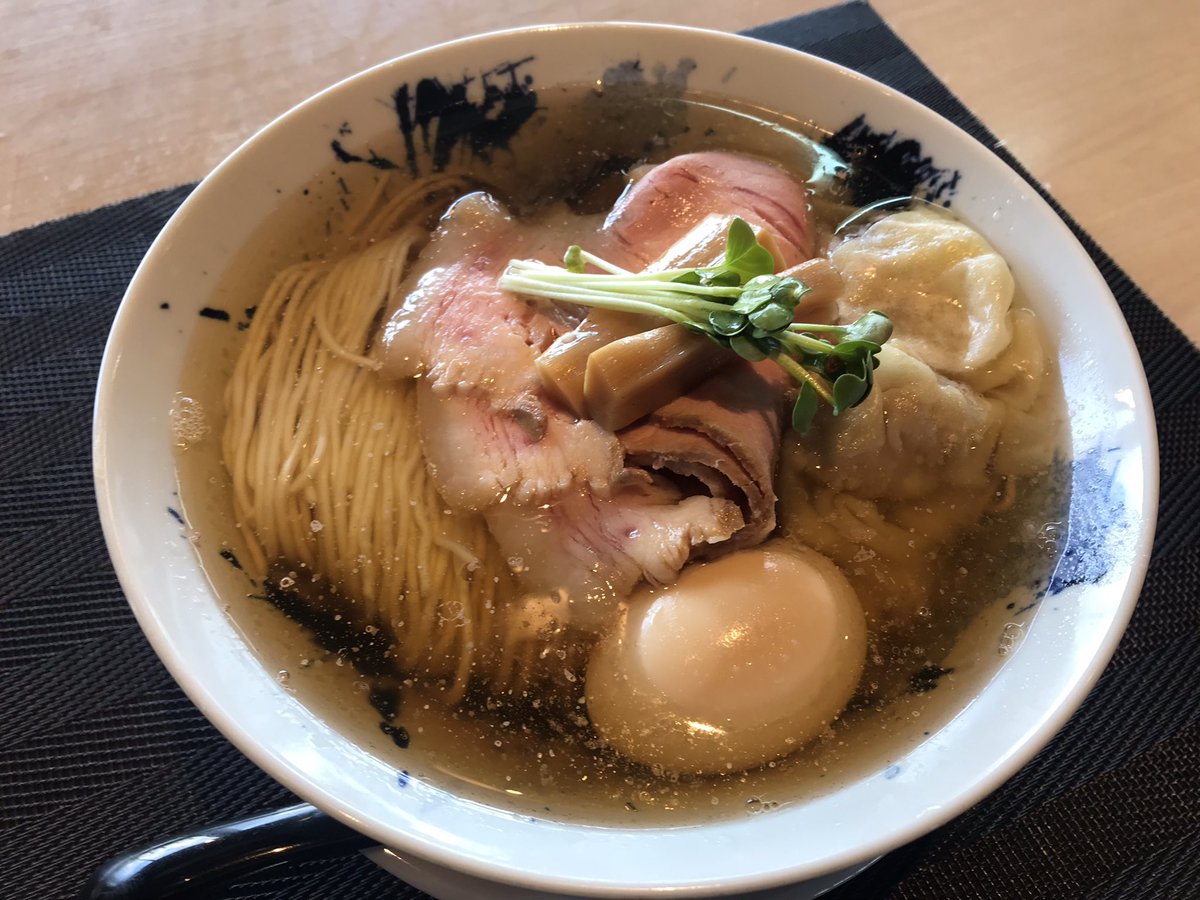 の さんの全部のせ 🍜 見た目もとても美しく、幸せを感じられる一杯でした😊 I ate a salt flavored ramen with all toppings at ramen noo