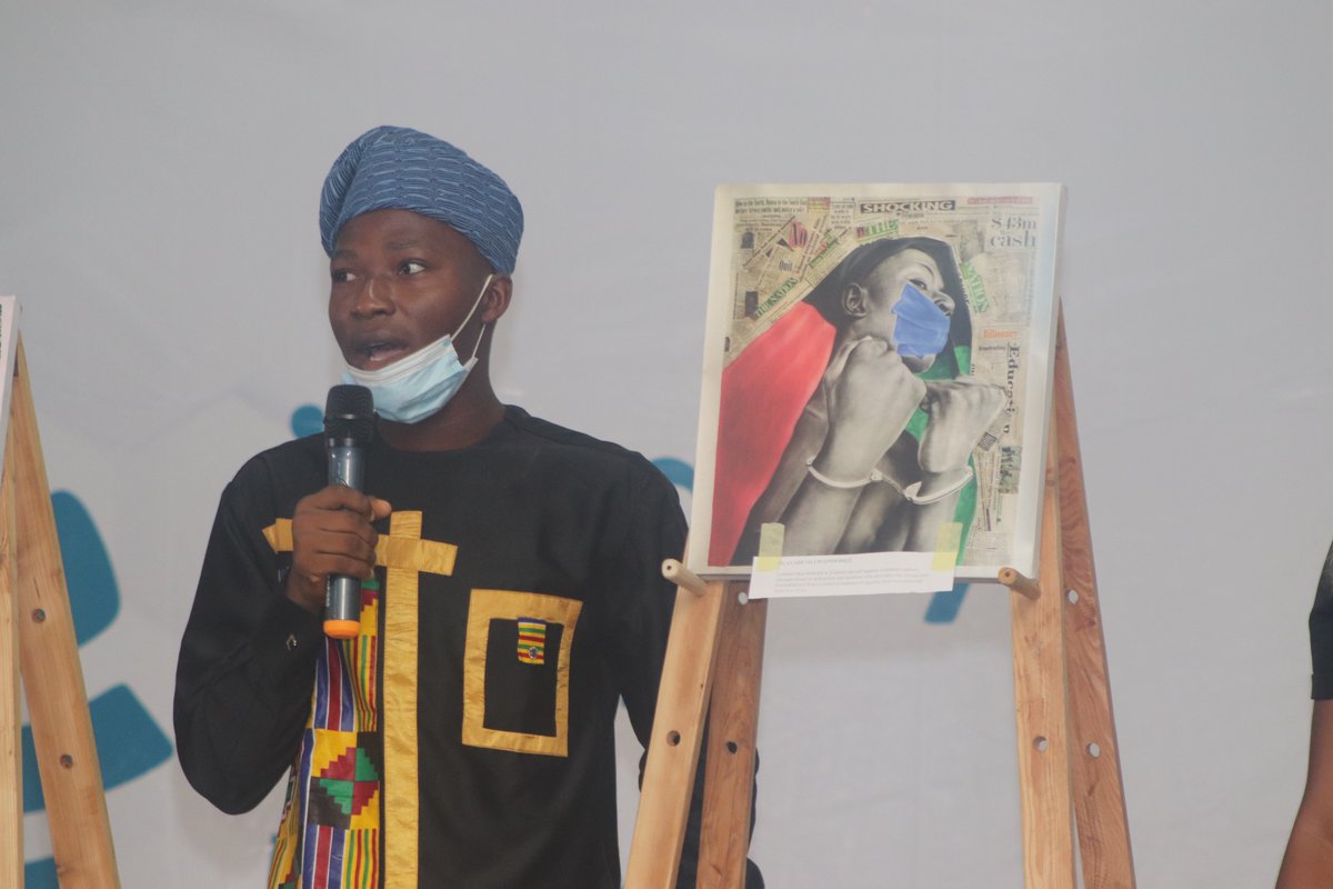 accountlabng's tweet photo. Our top 3 winners of the Art for Integrity Exhibition were celebrated as they explained the significance of their artworks in reflecting #integrity. They are:
Adetolu Adewoye
Olayade Oluwaponmile
@AyeVera20 Umasoye
#IINSummit #ArtforIntegrity #nameandfame #dogood #IntegrityIcon https://t.co/8ezMsQeOLH