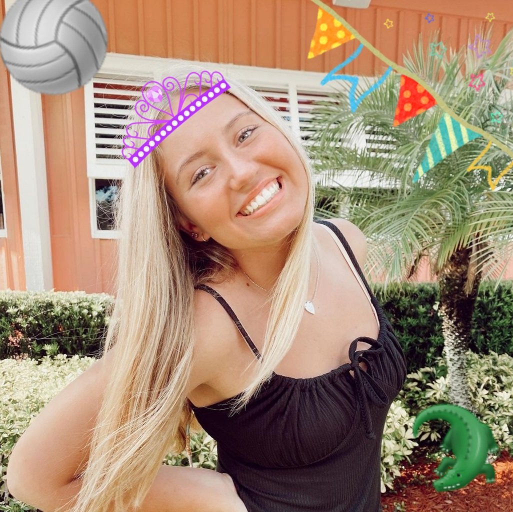 muncianagators's tweet photo. Happy Birthday to #Gatorgirls @maciebowden_ &amp; @clairefoster00! I hope you have a great day! https://t.co/ApwwyBE2ei