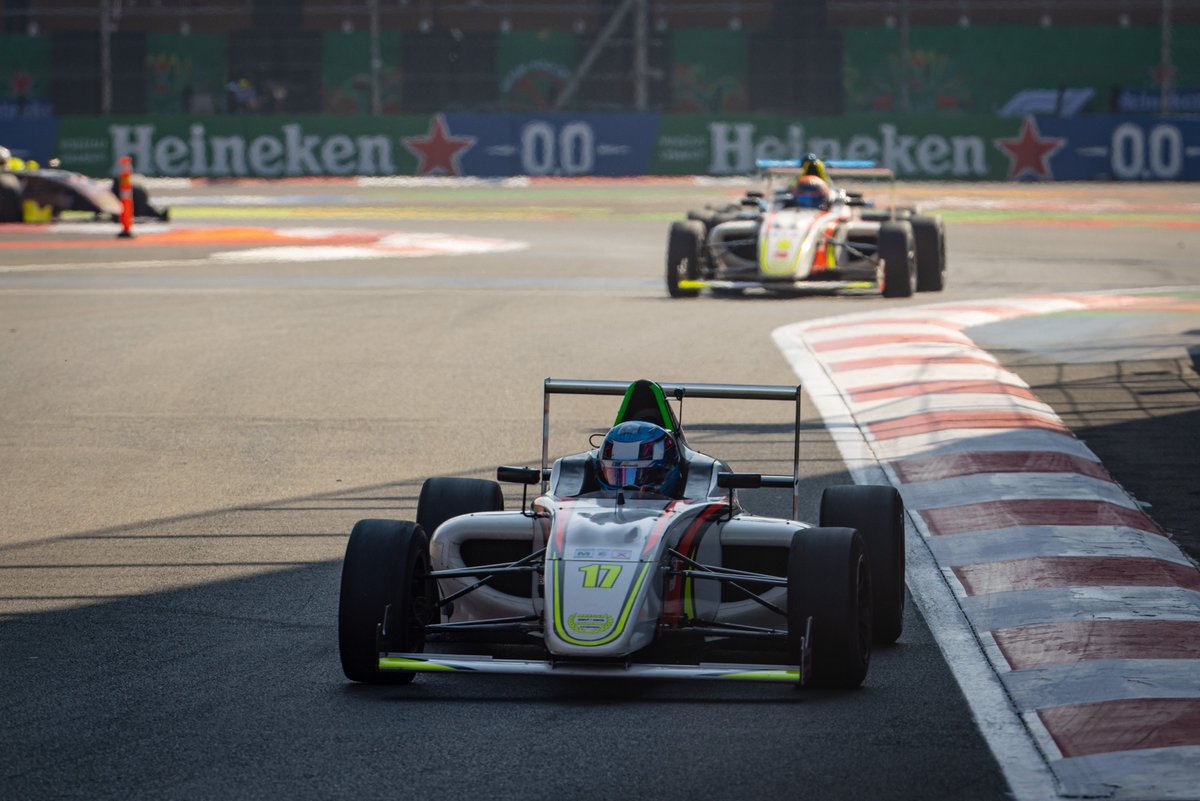 La #FIEST4 no se detiene, la vivimos en el #MexicoGP y la viviremos en todas partes... ¿Están listos? #F4Nacam #XAmorALosMotores🔥