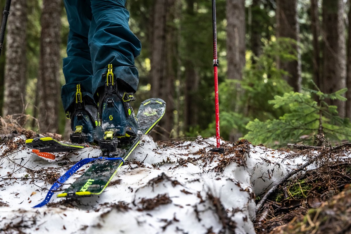 ScottSportsFR's tweet photo. S U P E R G U I D E
Épisode 3 : « Finding Fury »
Sam Cohen et Michelle Parker partent à la conquête des grandes lignes isolées du mont Fury. Une montagne historique du parc national de North Cascades.
➡ https://t.co/pjiiTTD8UG 😉
___
#NOSHORTCUTS #SCOTTFreeski https://t.co/qWg08vB10R