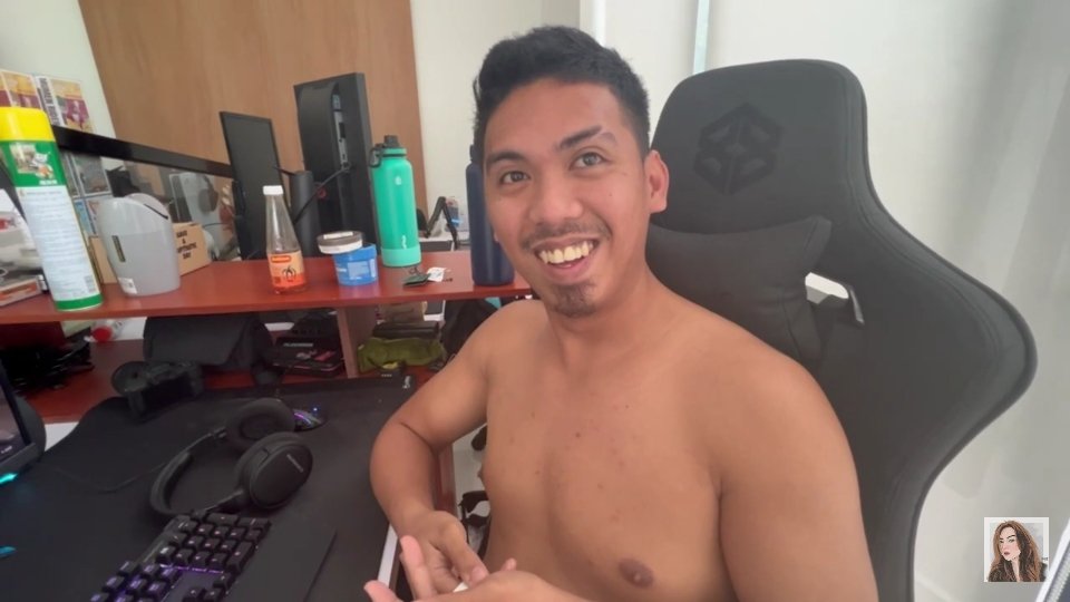 teampaayaman's tweet photo. Viy Cortez announces pregnancy on her latest vlog 'PLASWAN'. 🎉

Congrats Cong and Viy!
🔗https://t.co/OOHykupjPv
@TheCongTV @HiThisIsViy
#TeamPayaman https://t.co/YrPybQlChT