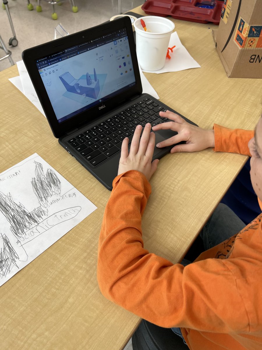 wlsking1's tweet photo. Building the ocean floor with Tinkercad ⁦@JKESWPS⁩ https://t.co/plkFlxsKbf