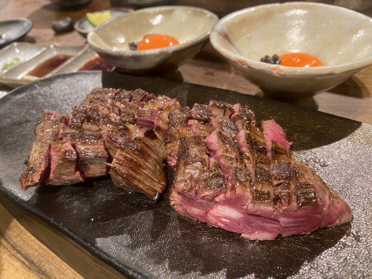 gleen24488317's tweet photo. 「どういう副業ですか？」 
とDMをたくさんもらったので 
内容をまとめたPDFを 
僕の公式LINEで 無料でお渡ししています！ 
週に1回2時間取れればできるので. 気になる方はこちらから 
追加して詳細を確認して下さい 
簡単すぎてビックリすると思います😁
👇こちらから
LINE https://t.co/ZC5R6RgtAB https://t.co/2485X7lIEy