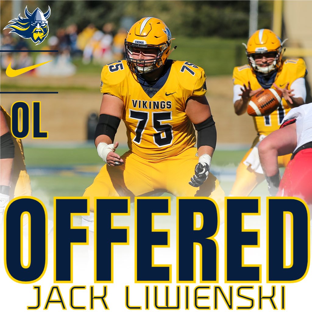 Excited to receive my first offer from Augustana University! <a href="/CoachOJ_/">Jerry Olszewski</a> @AugieCoachBEAR <a href="/CoachChaseKing/">Chase King</a>