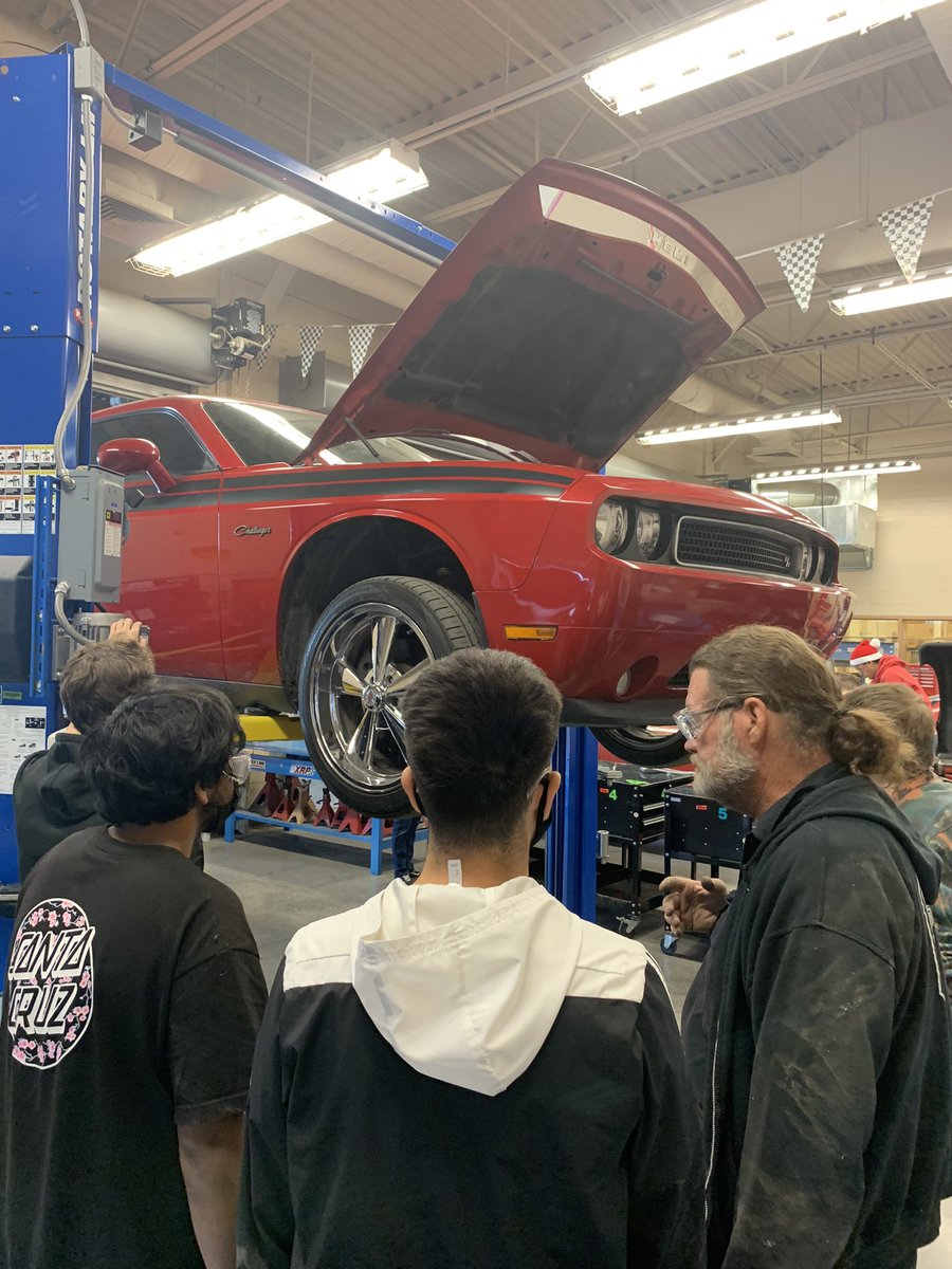 Mr. Franklin’s car is on the lift for Auto Shop kids to fix!! Awesome opportunities at the SOC!! #trust <a href="/CHSWolvesAZ/">Chandler High School</a> <a href="/CTECUSD/">CTE CUSD</a>