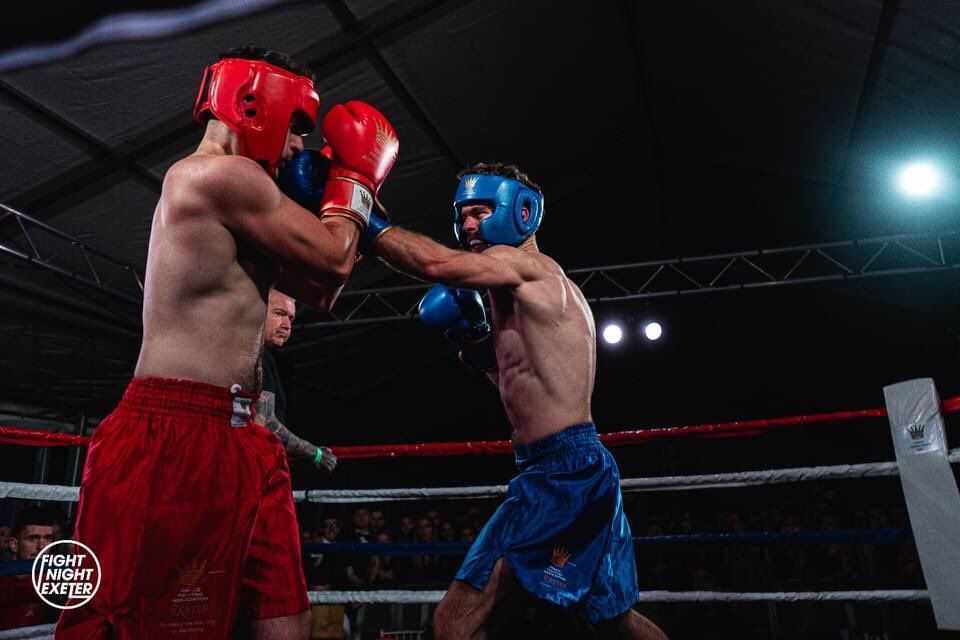 Huge congratulations to PTI Geddes for winning his fight at Fight Night Exeter over the weekend!

A fantastic evening, with an overwhelming turnout from EUOTC to show their support!