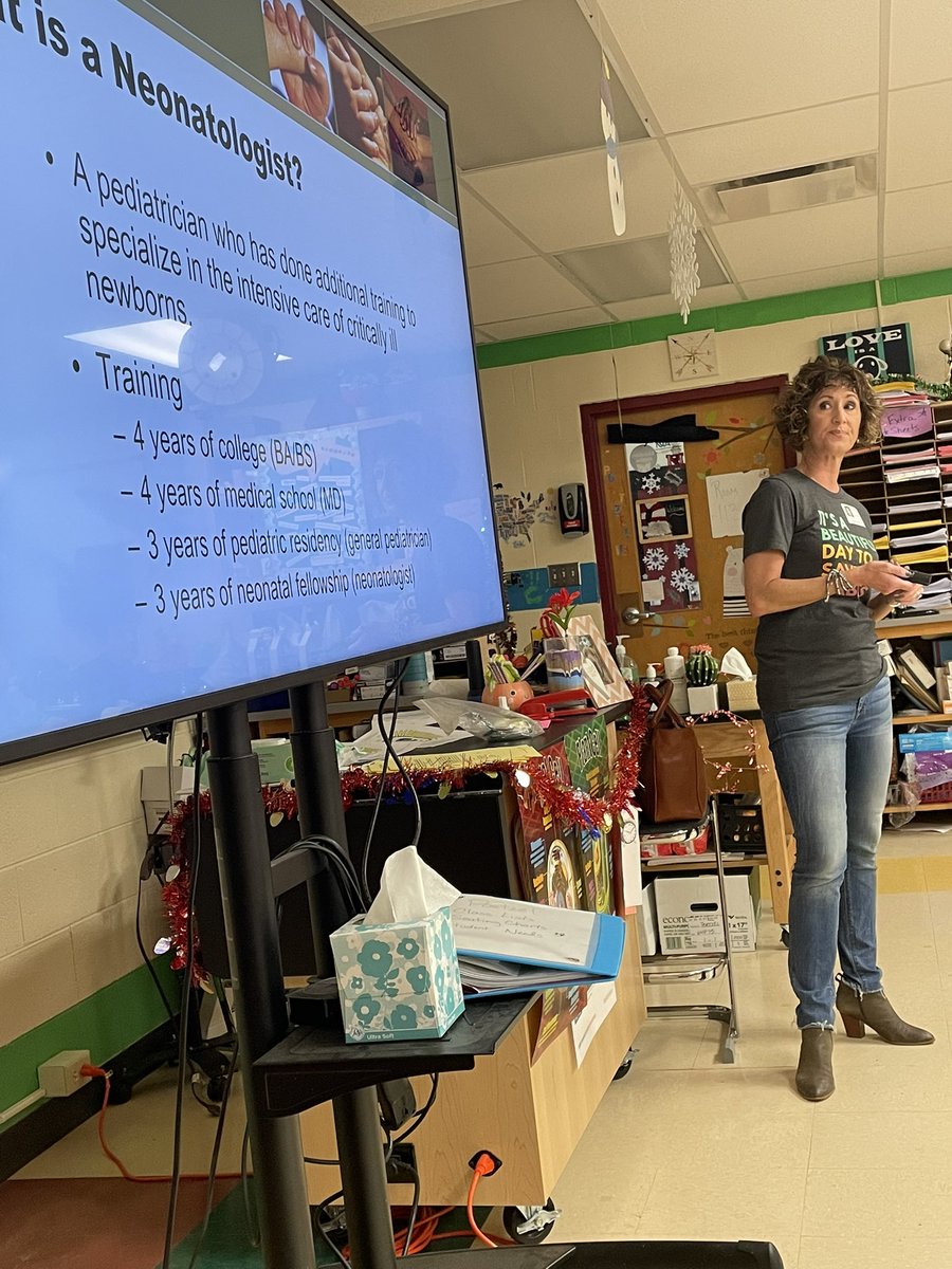 poetzelsci's tweet photo. Amazing presentation today for Dr Ehlert about working in the NICU at  Childrens Hospital. She rocks. #fallspride https://t.co/x2YTCAqQRD