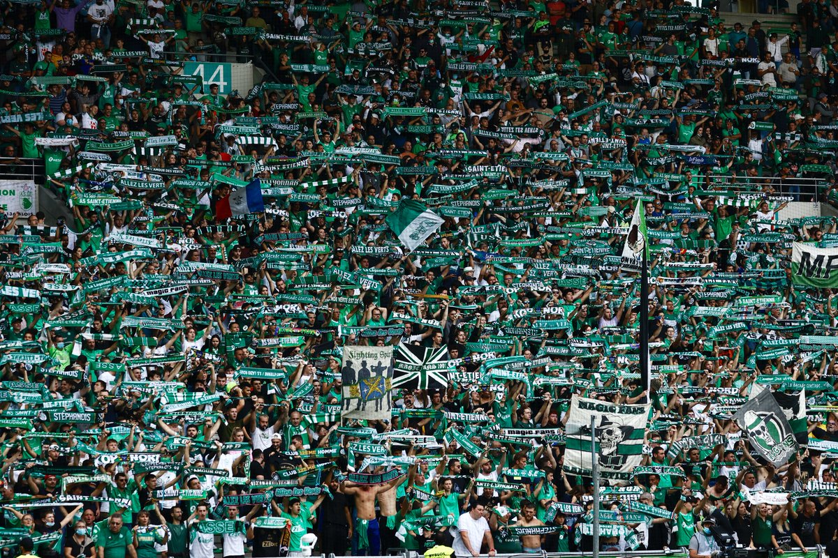 🎟 On a des places à vous faire gagner pour #ASSESRFC 💚
🐓 Follow <a href="/lecoqsportif/">le coq sportif</a> 
🔁 RT 
💬 Commente ce tweet 

🗓 TAS 03/12

Bonne chance ! 

#ASSE <a href="/ASSEofficiel/">AS Saint-Étienne</a> #AllezLesVerts #football #foot