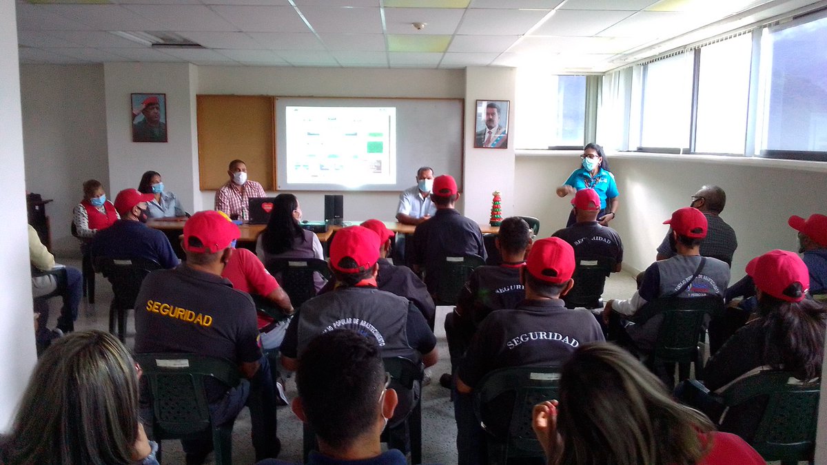 #02Dic #EnDesarrollo || El @Mpppst_Vmetl Presenta el  Sistema Nacional de Formación y Autoformación de la Clase Obrera del <a href="/MinTrabajoVE/">Ministerio del PP para el Proceso Socia de Trabajo</a> a los trabajadores y trabajadoras de <a href="/PDVAL_OFICIAL/">PDVAL</a> Mérida.  @min_joserivero <a href="/EdgarBlanco_VE/">Edgar Blanco</a>
#NavidadEsReconciliación