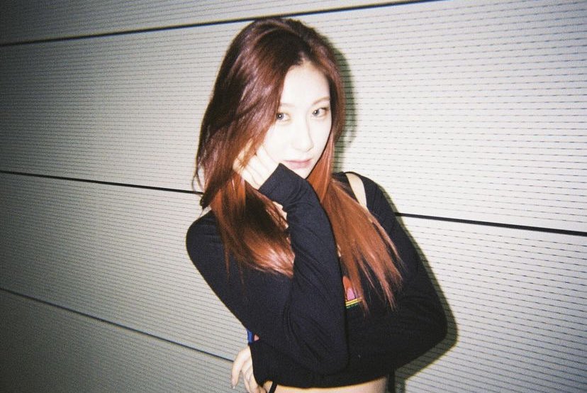 chaeryeong pics tweet media