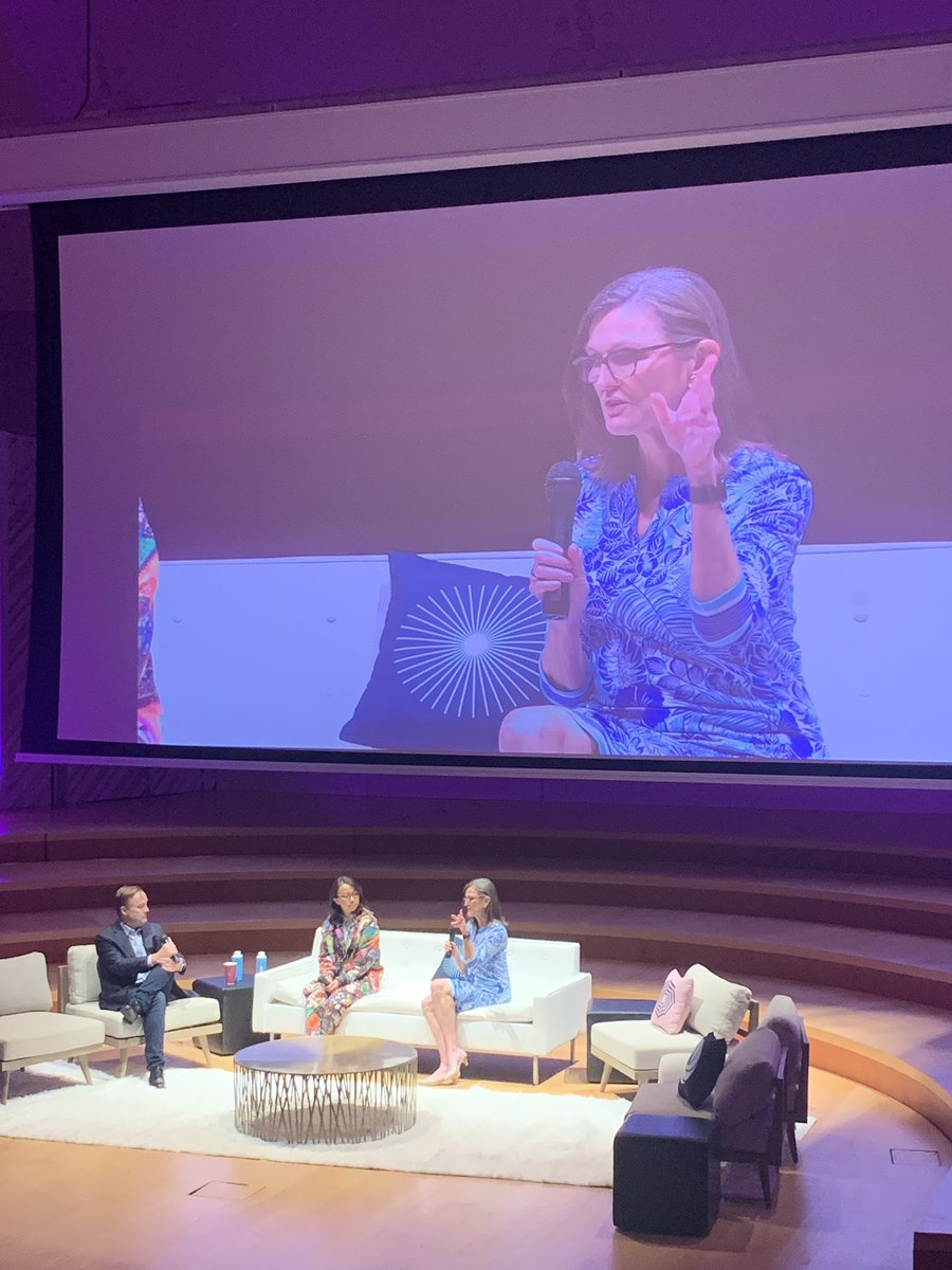 Dynamic trio <a href="/Jason/">@jason</a> @TZhongg <a href="/CathieDWood/">Cathie Wood</a> discussing the future of NFT and public markets #PreMoney2021