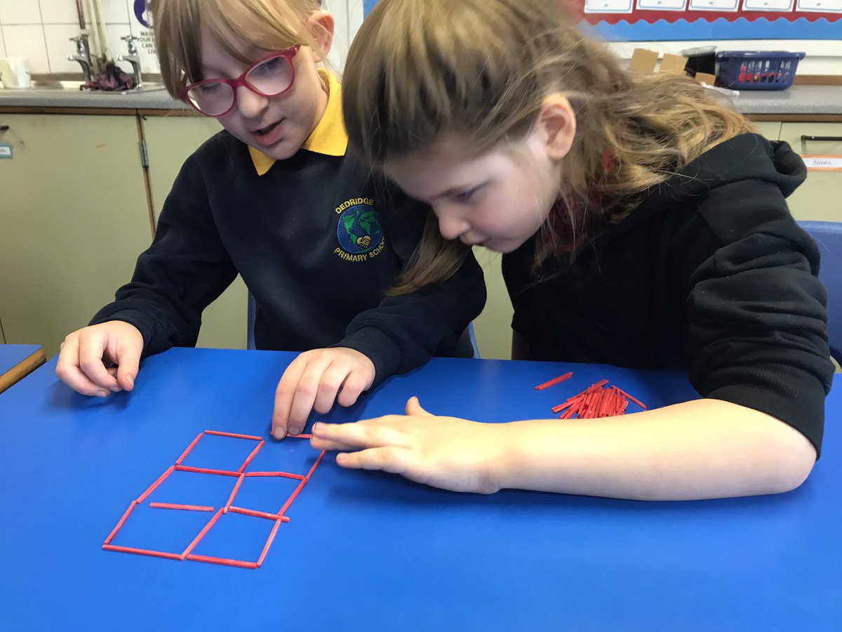 AshleyC_teaches's tweet photo. P3 @dedridgeps engaged in a task today which required collaboration and problem solving. The pupils were asked to create the 5th pattern in the sequence and explain their thinking. How do you see the pattern growing?  @LoveWestLothian @WLmaths @joboaler https://t.co/YX4yNxrqVQ