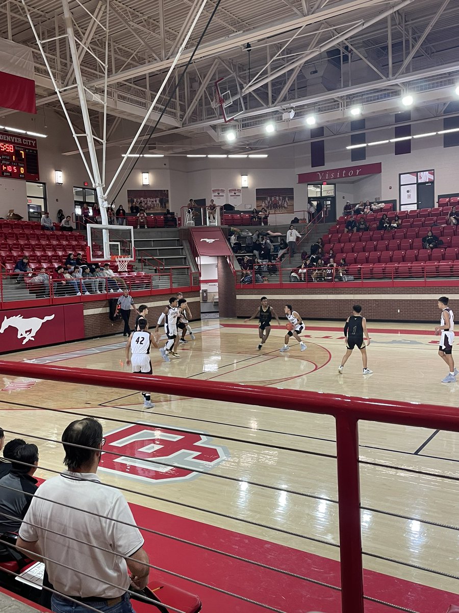 coachcannonbhs's tweet photo. Early Hoops Tournament Action @ Denver City!! #LetsGo #RTB2021 https://t.co/1CoHAmMJ8Y