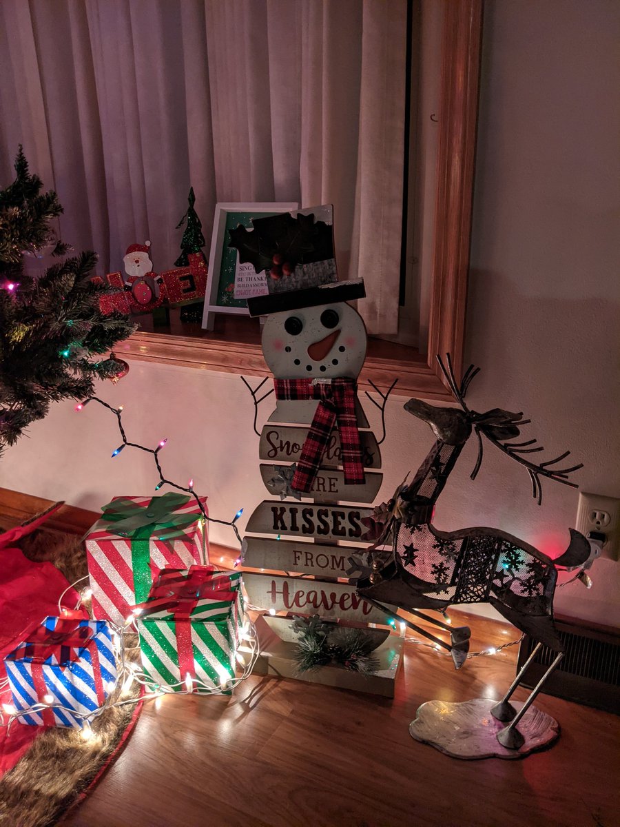 Tiffany 🦂 tweet media