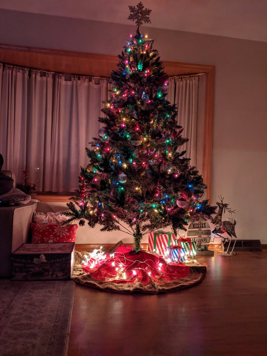 Tiffany 🦂 tweet media