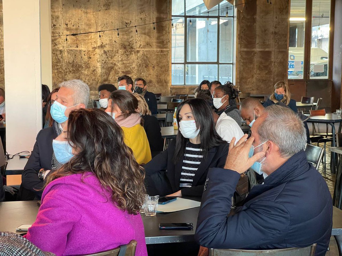 Alexandra Louis tweet media