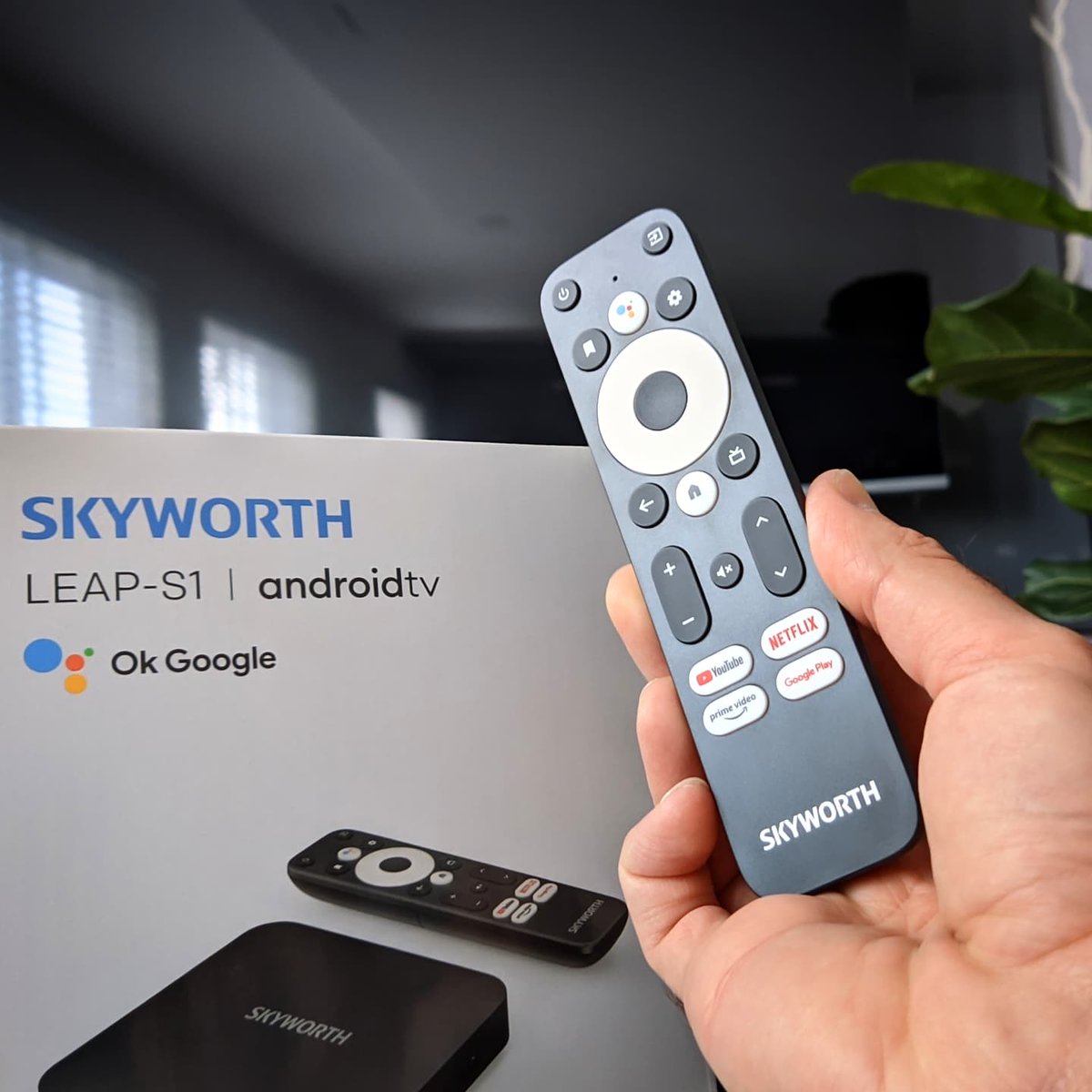 TechnoBokMedia's tweet photo. Spending some time with the @skyworthsa_ Skyworth Leap-S1 Android TV set top box. For an affordable price, this really changes the game when it comes to streaming media and content.
.
.
#TechnobokUnboxing
#SkyworthSA
#AndroidTV
#Nextflix
#YouTube
#AmazonPrime
#Disney
#LeapS1 https://t.co/jki4G8loqm