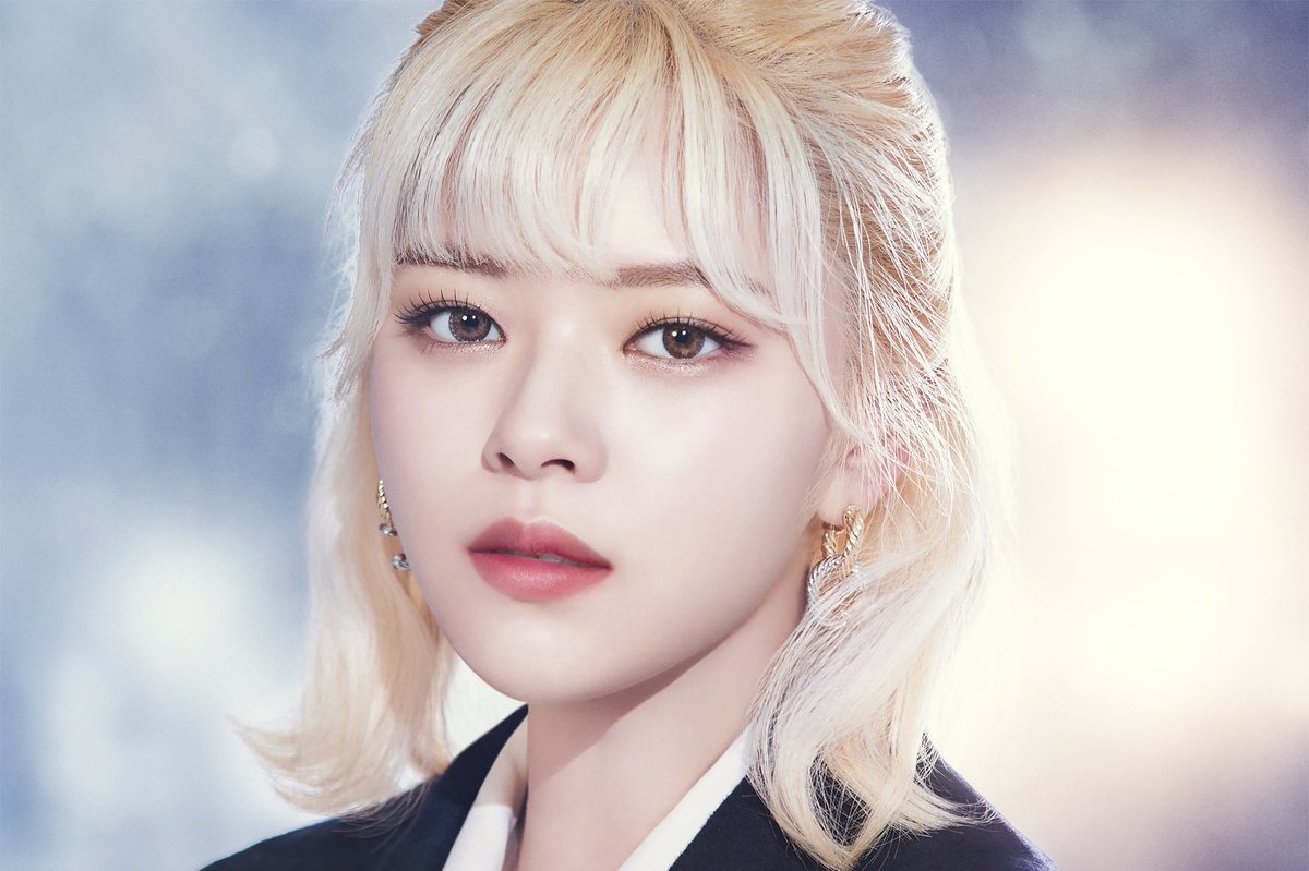 evejeongyeon's tweet photo. 진짜 유정연 미쳤다😭💚💚 https://t.co/EDgUuDJ2pL
