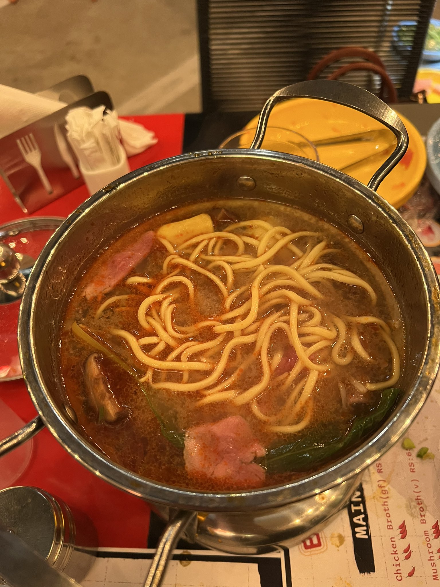 Rizwan. on Twitter: "Oh man Bozo in Lahore by @MahaJawed is so, so good. Whadda hot pot. And that chocolate gateau dessert uff. https://t.co/w2uW8GydL7" / Twitter