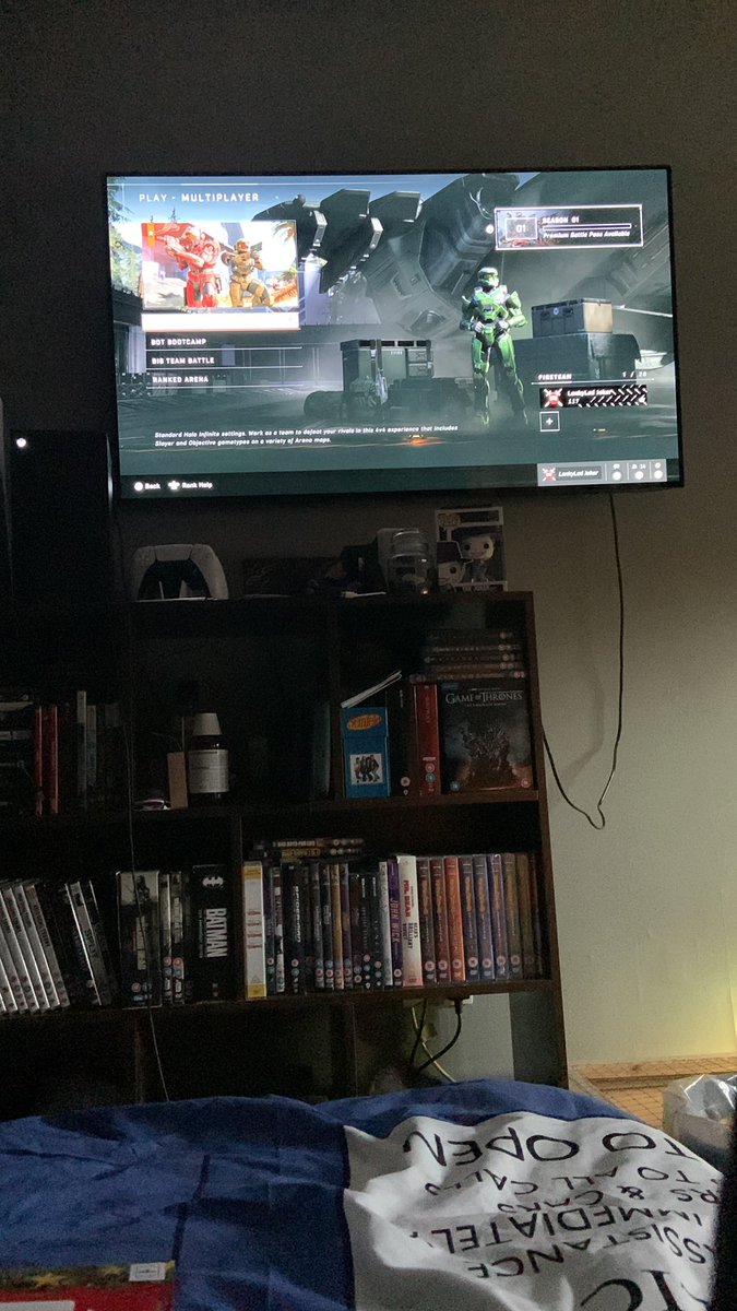 SpicerZack's tweet photo. Halo infinite time 😀 https://t.co/jF0HAfCHow
