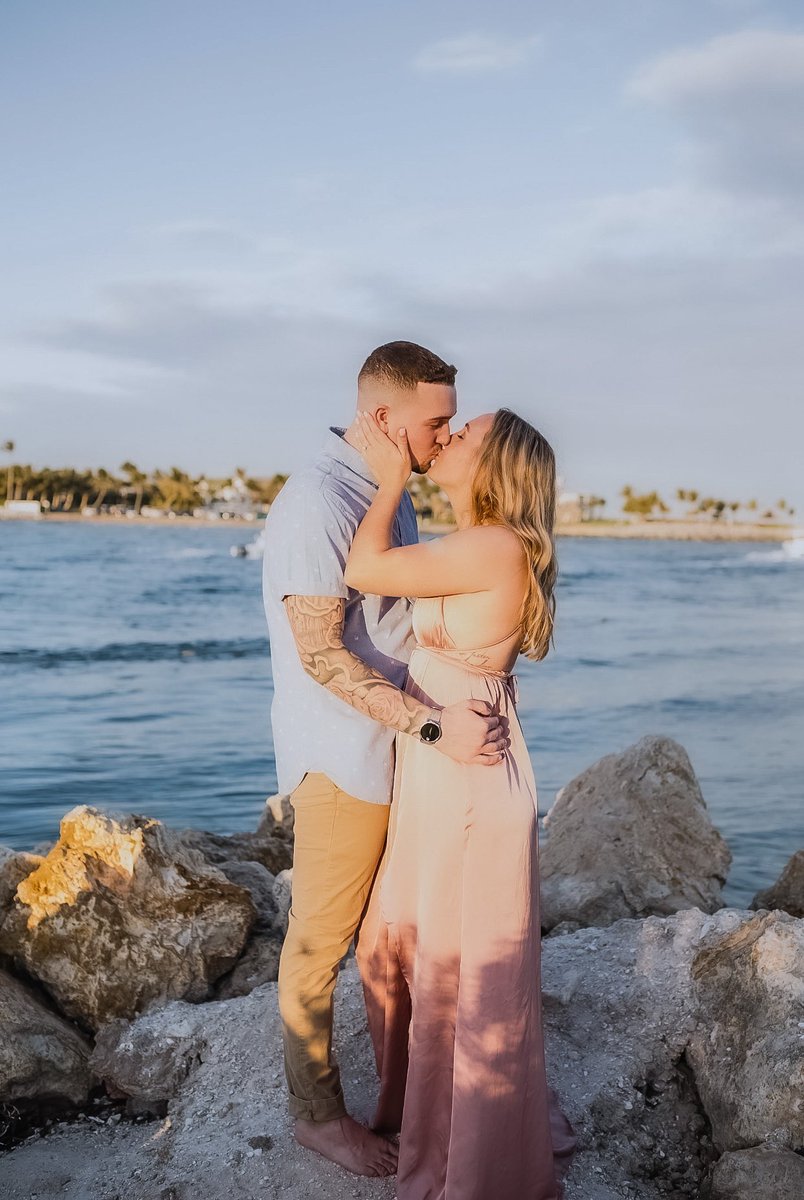 marcomiskey's tweet photo. 100 freakin’ days 💍 ❤️ https://t.co/mQur0edrCO