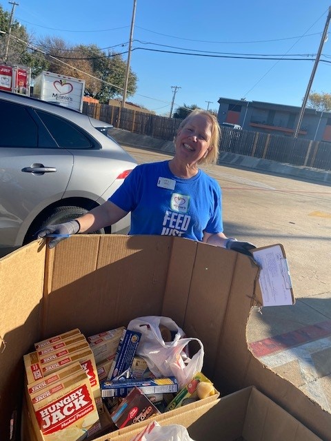 fortsol's tweet photo. BIG shout out to our TX team for collecting food supplies for Minnie's Food Pantry! Minnie's is a local parter that provides healthy meals, educational resources & a red-carpet treatment to every person they serve.
#FortressSolutions #fortsol #giveback https://t.co/X3ADvJm9nL