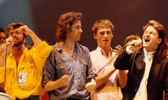 Georgiafan593's tweet photo. GEORGE MICHAEL - LES DYSFONCTIONNEMENTS LORS DU BAND AID 1984 !! https://t.co/yqDyyOCZuP #George Michael #Bans Aid #A découvrir #Interatif via @Georgiafan593 https://t.co/W6D4A5Ud6c
