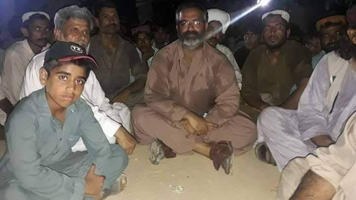 Muhammadjanbug5's tweet image. ایم پی اے گہرام صاحب سوئی پر نظرے کرم کرو سوئی عوام کا اپ پر بہت قرض ہے لیکن اج بڑے افسوس سے لکھنا پڑتاہے کہ سو ئی کو لوٹنے والوں کے رحم و کرم پر چھوڑدی۔
#CorruptLocalGovtDerabugti 
#CorruptLocalGovtDerabugti 
@DCderabugti 
@ZiaKhanqta 
@Groupquetta 
@BugtiGohram