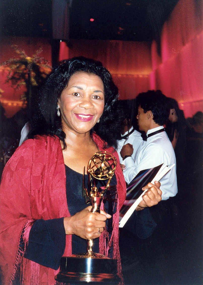 Happy Birthday to Emmy-winner Mary Alice! 