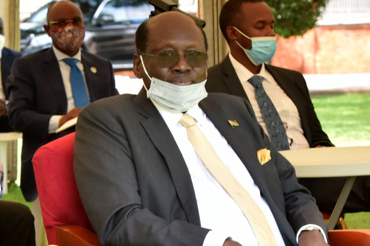 KagutaMuseveni's tweet photo. I hosted Kenya's Special Envoy to South Sudan H.E @skmusyoka, who was accompanied by Troika (Norway, USA, UK)  envoys to South Sudan and Minister for Cabinet Affairs of South Sudan Benjamin Marial. We talked about the peace process in South Sudan. https://t.co/8J7Ex1EhR7