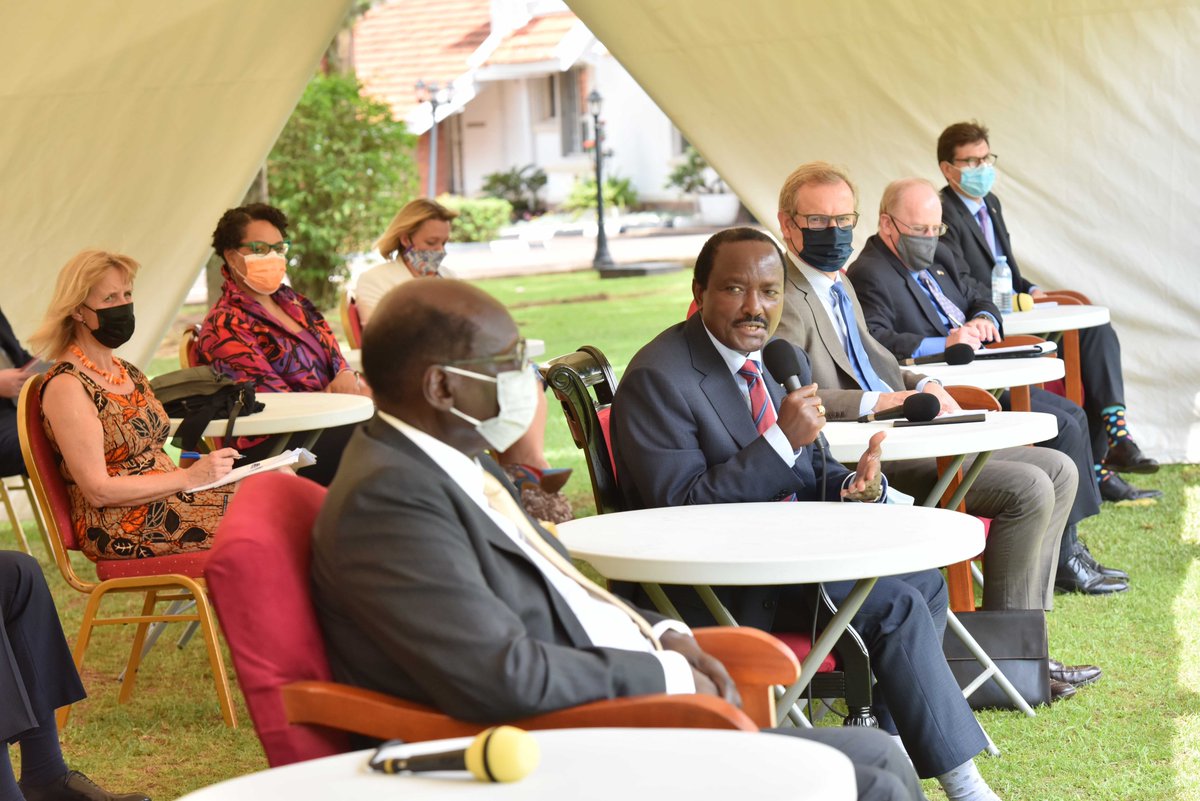 KagutaMuseveni's tweet photo. I hosted Kenya's Special Envoy to South Sudan H.E @skmusyoka, who was accompanied by Troika (Norway, USA, UK)  envoys to South Sudan and Minister for Cabinet Affairs of South Sudan Benjamin Marial. We talked about the peace process in South Sudan. https://t.co/8J7Ex1EhR7